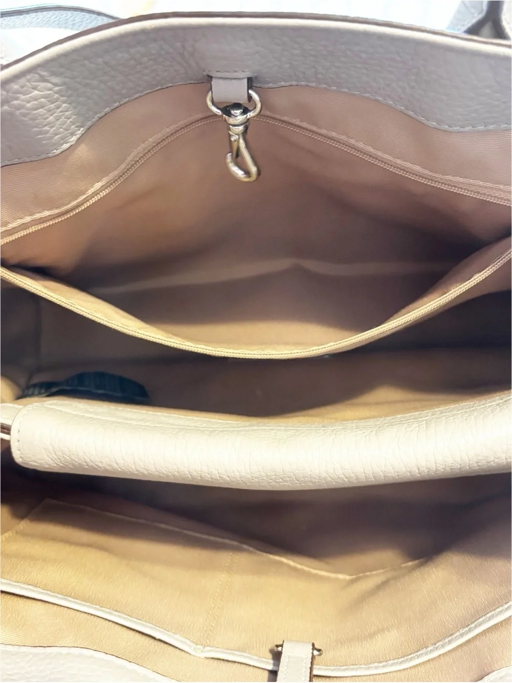 Ralph Lauren Grey/Silver Handbag Purse with Shoulder Strap Corpcore